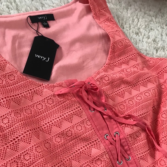 Lace-up Coral Lace Romper - Picture 4 of 6